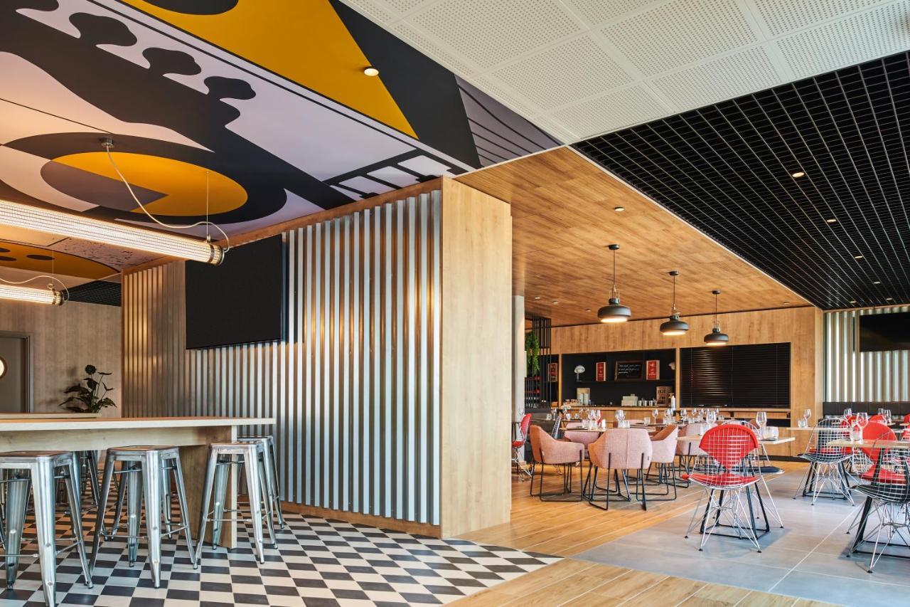 Ibis Montlhery Paris Sud Exterior foto